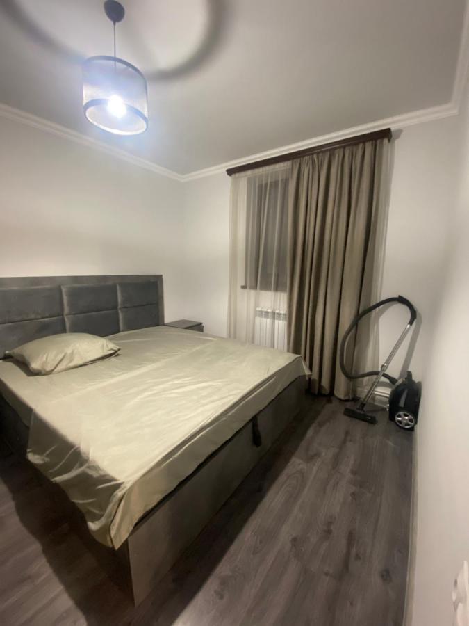 2 Cosy Apartment In Townhouse Near Airport Evn Geghanist  Екстериор снимка